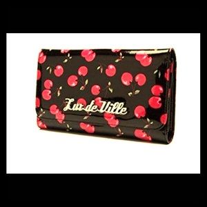 Lux de Ville cherry trifold wallet